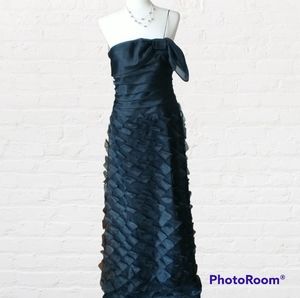 Vintage dress Black Formal maxi gown Bow Chiffon  10 size small or 6